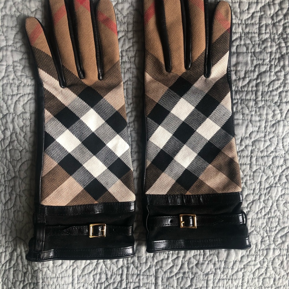 Burberry Black and Tan Check Gloves with Leather Trim